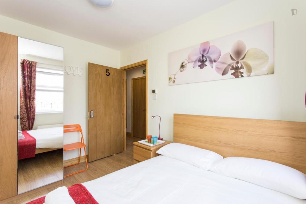 406 Harrow Hotel London Bilik gambar
