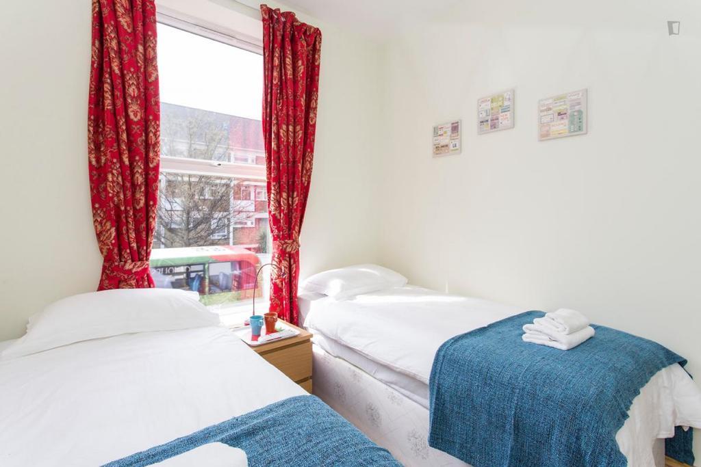 406 Harrow Hotel London Luaran gambar